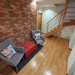 Dormitory Room Mixed